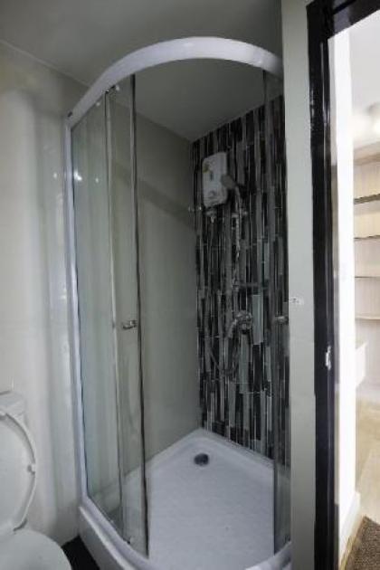 Bangkok Duplex Condo Near BTS with Hi-Speed WiFi - image 6