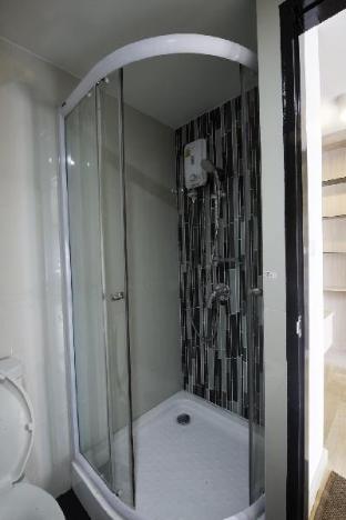Bangkok Duplex Condo Near BTS with Hi-Speed WiFi - image 6