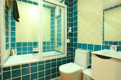 Serena Sathorn Suite - image 19