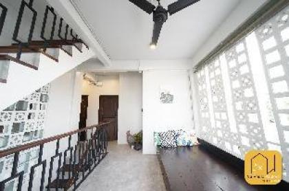 Vegan/Vegetarian Bed&Breakfast in Old Bangkok-BLUE - image 11