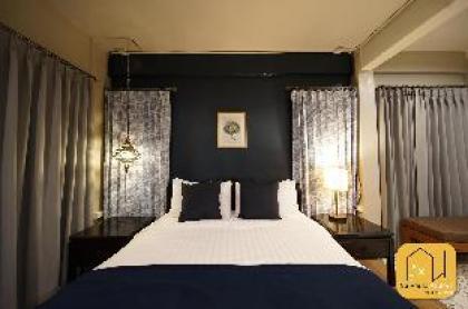 Vegan/Vegetarian Bed&Breakfast in Old Bangkok-BLUE - image 5