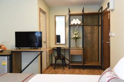 Home Inn Hotel - image 10