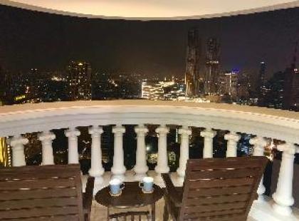 Luxury Room with River view in Central of Bangkok - image 9