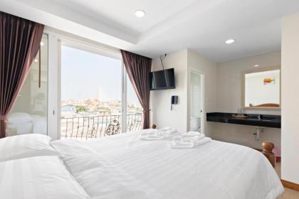 Standard Double Bed (SDB)-Royale 8 Ville - image 5