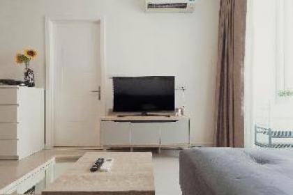 Condo TC GREEN 25fl 40sqm 1BR WITH WiFi POOL &GYM - image 8