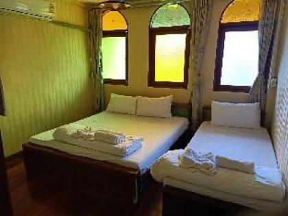 BB Cozy Home - image 16