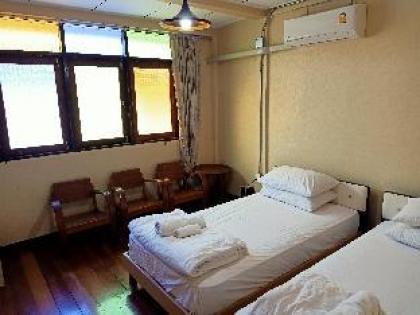 BB Cozy Home - image 20