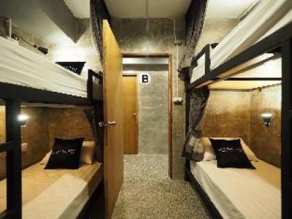DORM 4 Beds (JJ market BTS Aree) - image 19