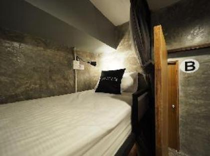 DORM 4 Beds (JJ market BTS Aree) - image 8