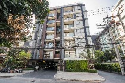 Ekkamai Thonglor Sukhumvit Area walk 5 mins to BTS - image 14