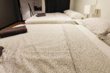 S1 Large Duplex Silom 3 Beds Full Kitchen WIFI - image 5