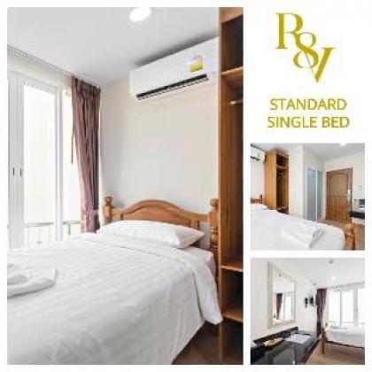 Standard Single Bed (SSB)-Royale 8 Ville - image 2