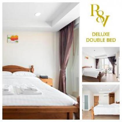 Deluxe Double Bed (DDB)-Royale 8 Ville - image 2