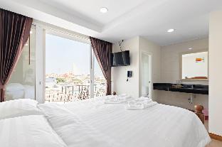 Deluxe Double Bed (DDB)-Royale 8 Ville - image 4