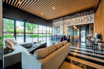 Q-Box Hotel Bangkok Blossom (SHA Plus) - image 9