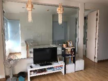 Cozy and Comfort near BTS 5 min - image 7