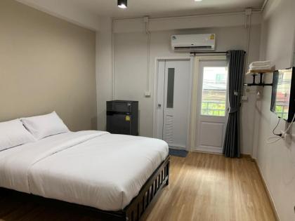 9TY Hotel - image 2