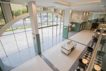 Justice Hotel - image 11