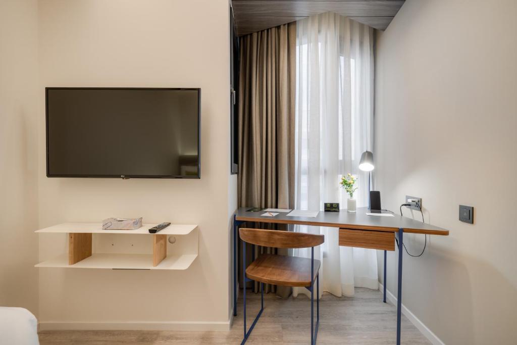 Triple Y Hotel (SHA Extra Plus) - image 4