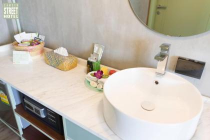 Samsen Street Hotel (SHA Extra Plus) - image 3