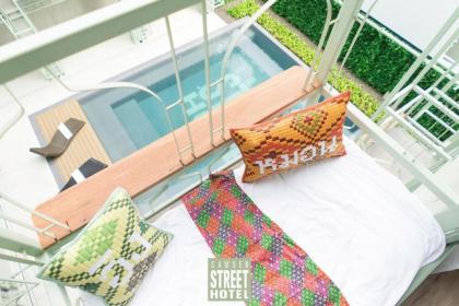 Samsen Street Hotel (SHA Extra Plus) - image 8