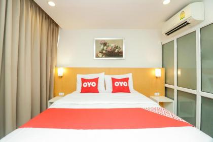 OYO 225 Premier Place Bangkok - image 5
