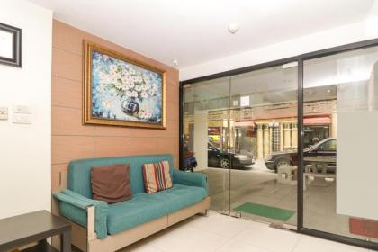 OYO 225 Premier Place Bangkok - image 6