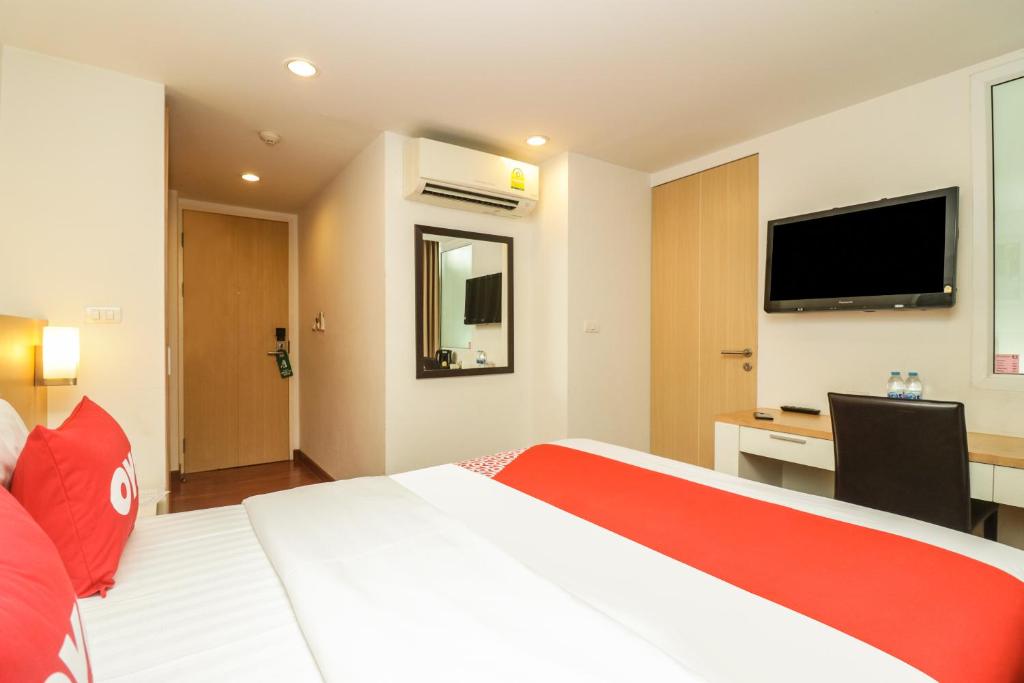 OYO 225 Premier Place Bangkok - image 7