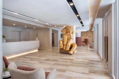 Eleven Hotel Bangkok Sukhumvit 11 - image 13