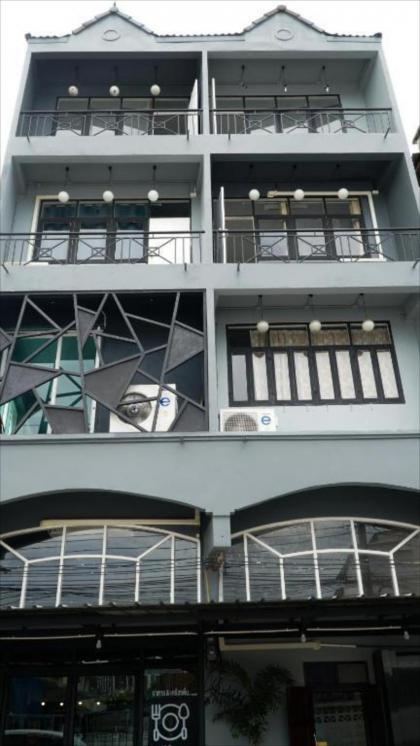 Nara Hostel Don Mueang - image 8