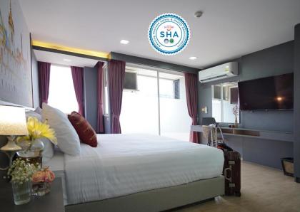 THE QUBE FIFTY HOTEL (SHA Extra Plus)