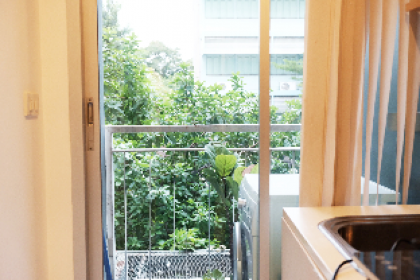 01.Entire 1 BR KitchenWifilocal lifeNear MRT - image 13