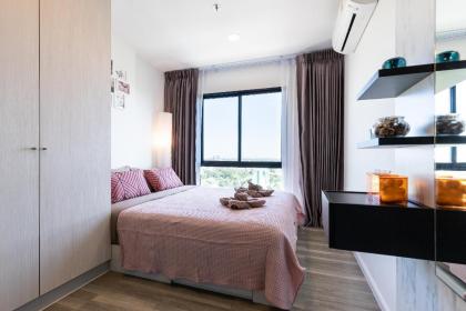 Cozy Hideaway Room near BTS Kaset & DMK airport - image 2