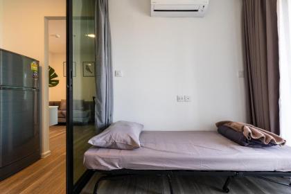 Cozy Hideaway Room near BTS Kaset & DMK airport - image 4
