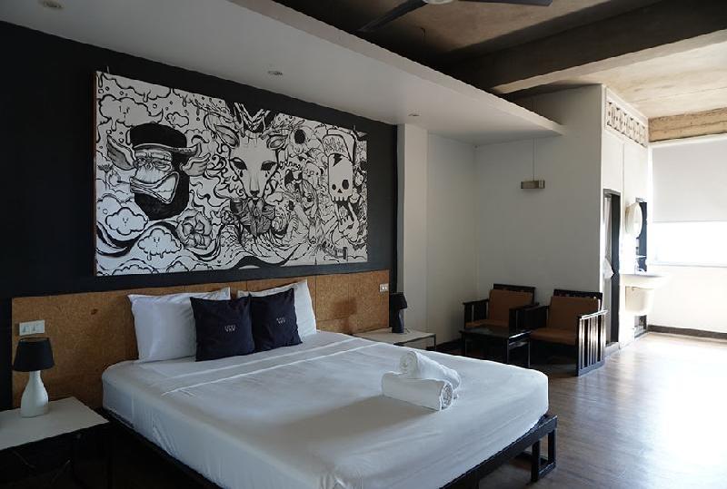 Riverview Residence - main image