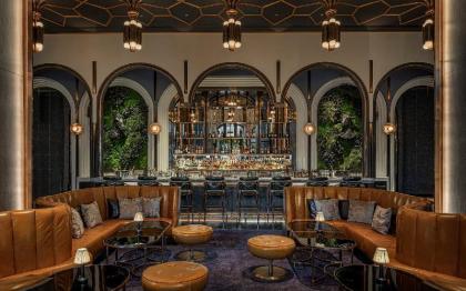 Four Seasons Hotel Bangkok at Chao Phraya River - image 7