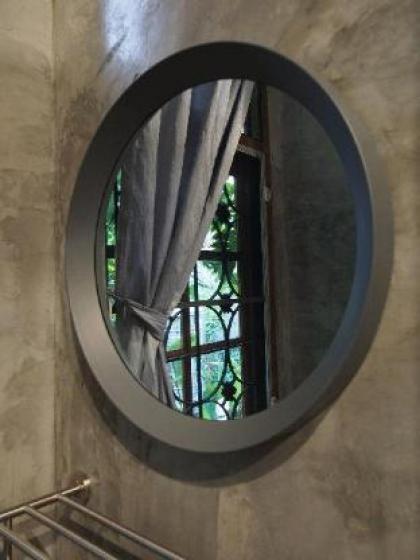 Private room surrounded by Tropical garden. - image 8