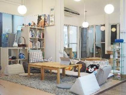  Relax in a Grand Living Space in Sathorn - image 17