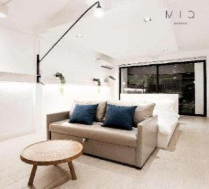 MIQ Home/Silom BTSMRT/Wifi 300MB/NETFLIX/16pax - image 15