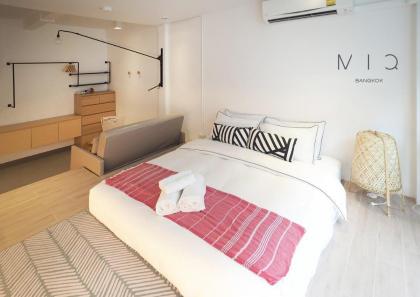 MIQ1 BTS&MRT Silom/Designer/Netflix/Wifi300MB - image 5