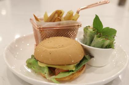 Ozone Hotel@Samyan Bangkok (SHA Extra Plus) - image 10