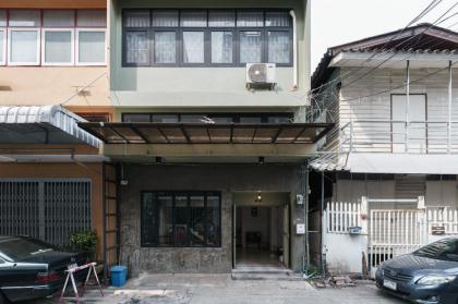 99 Hostel Khaosan - image 11