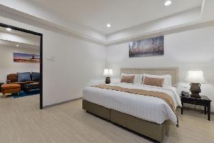 Apartment near BTS Ploenchit - image 4