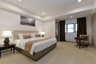 Apartment near BTS Ploenchit - image 6
