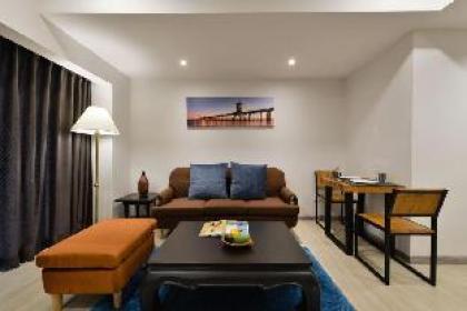 Apartment near BTS Ploenchit - image 7