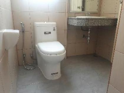 Cozy for 2 PPL/30 mins to DMK Airport/Near center - image 2