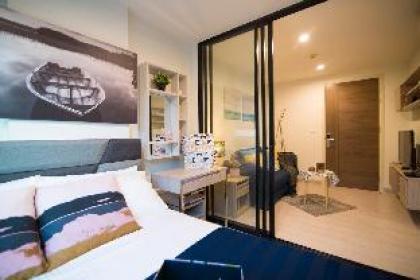 Exquisite Art and One-Bedroom Apartment - image 19