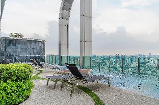 Deluxe family room - main image