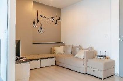 Deluxe family room - image 3