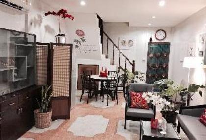 YU-HENG House / Central of Bangkok Old City. - image 2